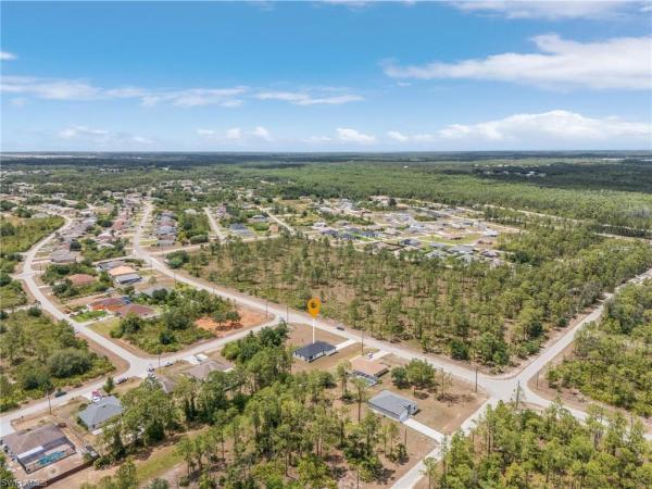 365 Woodburn Dr, Lehigh Acres, Florida 33972, image 1