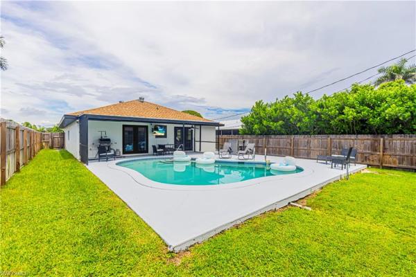 Naples Park, 758 N 105th Ave, Naples, Florida 34108, image 1