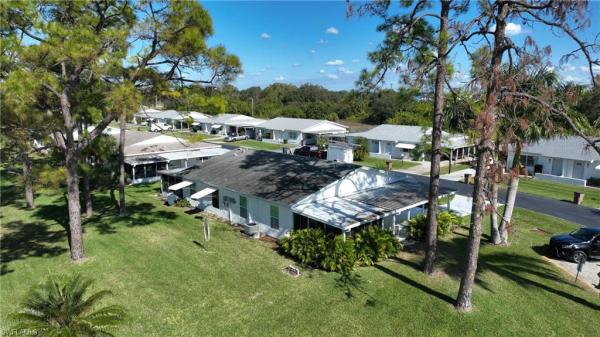 Pinewood, 40 Heath Aster Ln, Lehigh Acres, Florida 33936, image 2