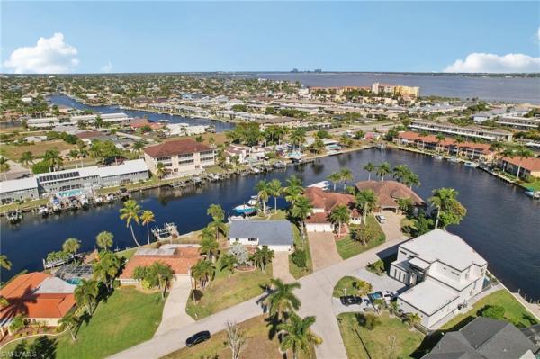 Cape Coral, 1819 SE 43rd St, Cape Coral, Florida 33904, image 1