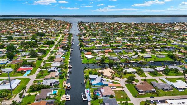 Cape Coral Residential, 1613 SE 28th Ter, Cape Coral, Florida 33904, image 3