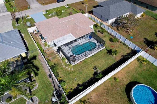 Cape Coral Residential, 138 SE 18th Ter, Cape Coral, Florida 33990, image 2