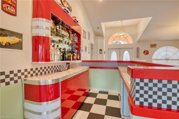 Cape Coral Residential, 5607 Coronado Ct, Cape Coral, Florida 33904, image 1