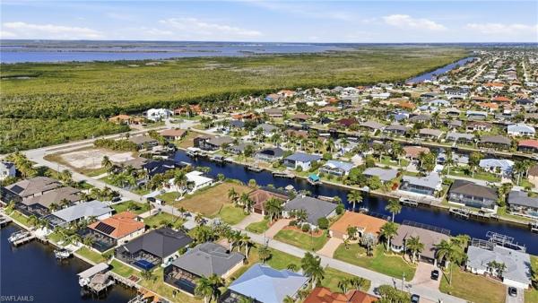 Cape Coral Residential, 2920 39th Ter, Cape Coral, Florida 33914, image 2