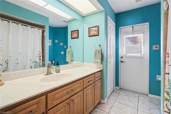Cape Coral Residential, 2133 SE 8th Pl, Cape Coral, Florida 33990, image 2