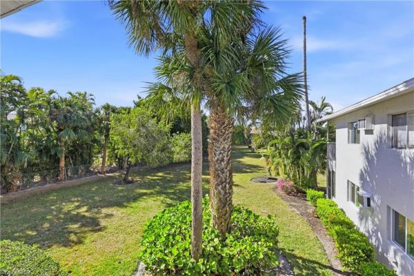 8071 Country Rd #204, Fort Myers, Florida 33919, image 1