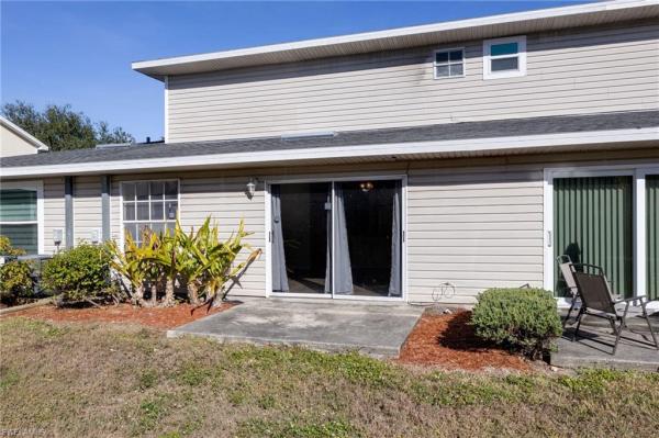 Oak Crest Villas, 5304 Glenlivet Rd, Fort Myers, Florida 33907, image 1