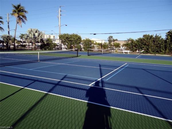 Estero Beach & Tennis Club, 7330 Estero Blvd #605, Fort Myers Beach, Florida 33931, image 2