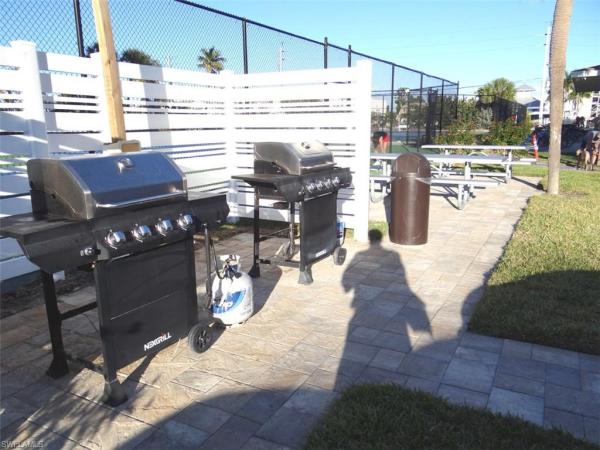 Estero Beach & Tennis Club, Fort Myers Beach, Florida 33931, image 1