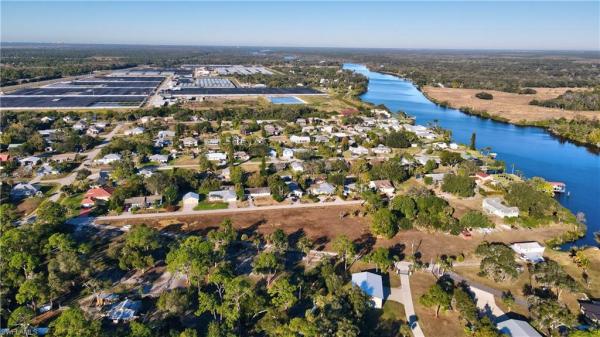 River Oaks, 2111 Gardner Ct, Alva, Florida 33920, image 2