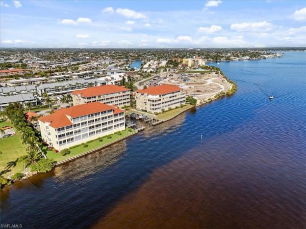 Paradise Point, 4235 SE 20th Pl #A205, Cape Coral, Florida 33904, image 2