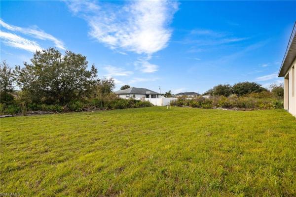 Lehigh Acres, 3115 SW 26th St, Lehigh Acres, Florida 33976, image 2