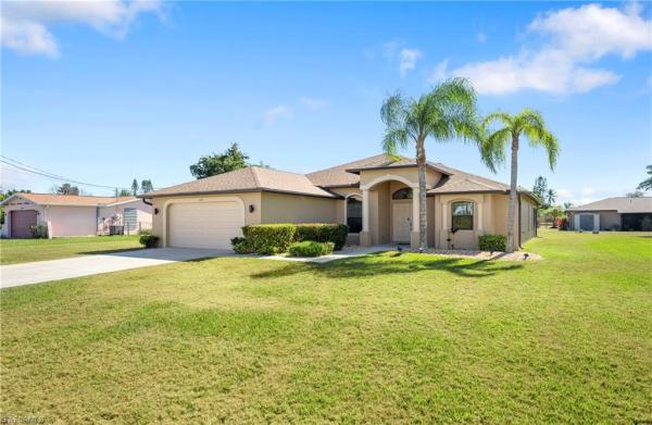 Cape Coral Residential, 1132 SE 19th St, Cape Coral, Florida 33990, image 2