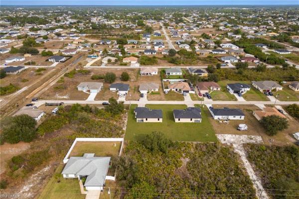 Lehigh Acres, 3113 SW 26th St, Lehigh Acres, Florida 33976, image 3