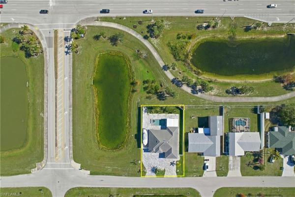 Cape Coral, 1017 NE 15th Pl, Cape Coral, Florida 33909, image 3