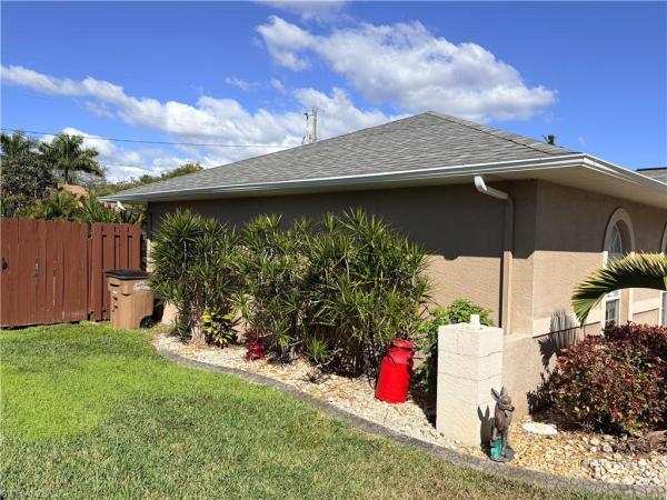 Cape Coral Residential, 4040 Country Club Blvd, Cape Coral, Florida 33904, image 3
