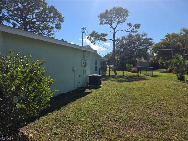 Cape Coral, 2220 7th St, Cape Coral, Florida 33990, image 1