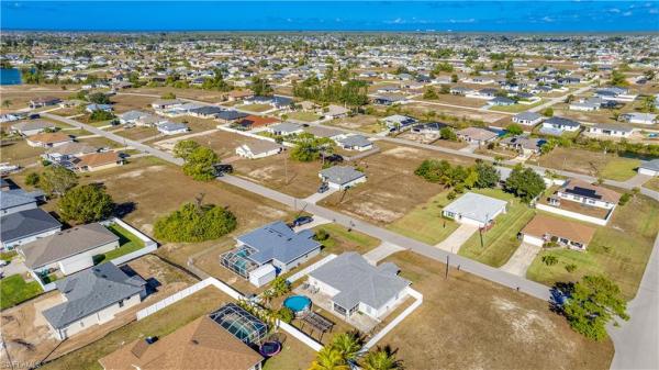 Cape Coral Residential, 1704 NW 13th St, Cape Coral, Florida 33993, image 3