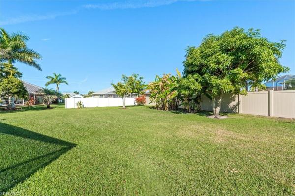 Cape Coral, 2529 Gleason Pkwy, Cape Coral, Florida 33914, image 2