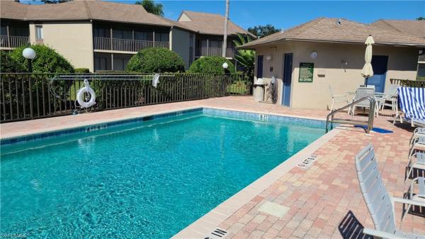 Highlands, 15101 Bagpipe Way #203, Fort Myers, Florida 33912, image 2