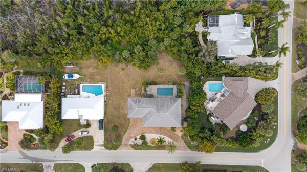 The Dunes At Sanibel Island, 1379 Albatross Rd, Sanibel, Florida 33957, image 3