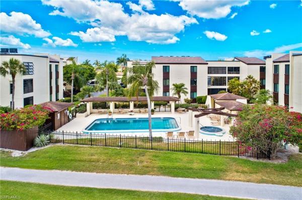 Lakewood, 3635 Boca Ciega Dr, Naples, Florida 34112, image 2