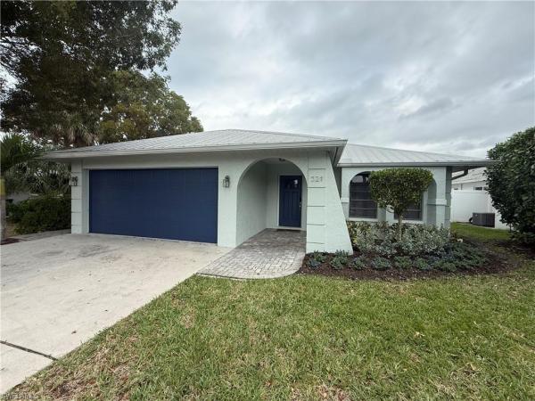 Naples Park, 521 N 102nd Ave, Naples, Florida 34108, image 1