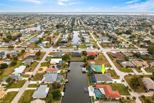 Cape Coral Residential, 811 SE 33rd Ter, Cape Coral, Florida 33904, image 3