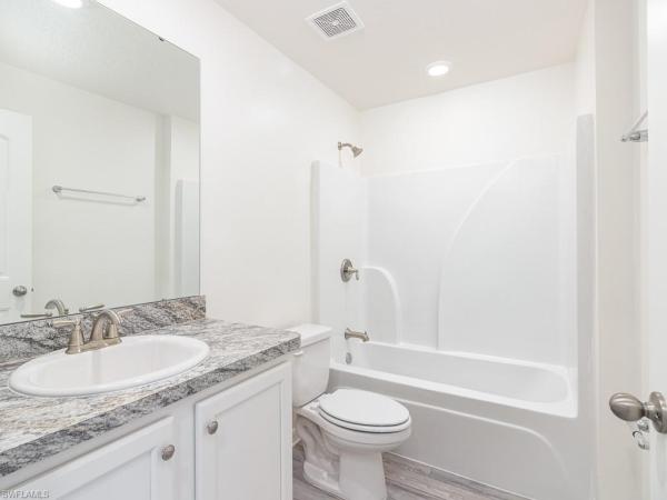 Cape Coral, 327 E Kismet Pkwy, Cape Coral, Florida 33909, image 2