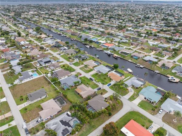 Cape Coral Residential, 1125 32nd St, Cape Coral, Florida 33904, image 2
