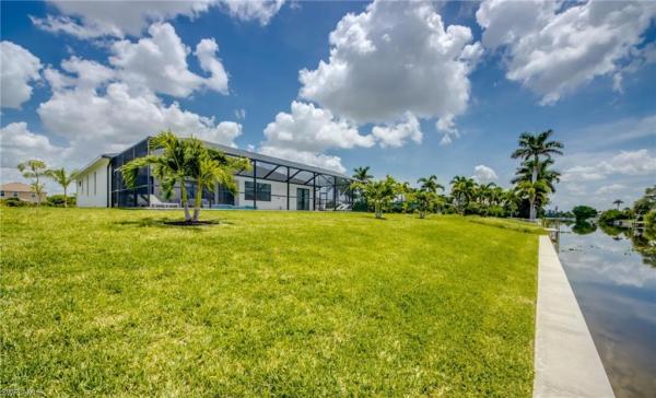 Cape Coral Residential, 326 31st Ter, Cape Coral, Florida 33914, image 3
