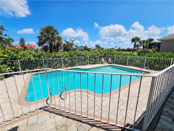 Beachview Country Club Estates, 1242 Par View Dr, Sanibel, Florida 33957, image 2