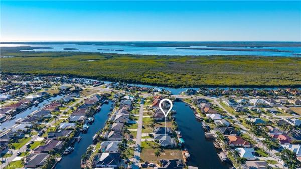 Cape Coral, 2815 SW 37th Ter, Cape Coral, Florida 33914, image 1