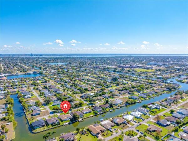 Cape Coral, 22 13th Ave, Cape Coral, Florida 33990, image 2