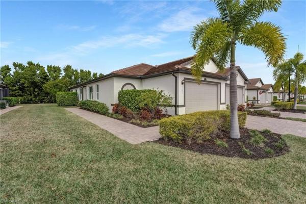 Riverside Avenue Villas, 1141 Town And River Dr, Fort Myers, Florida 33919, image 3
