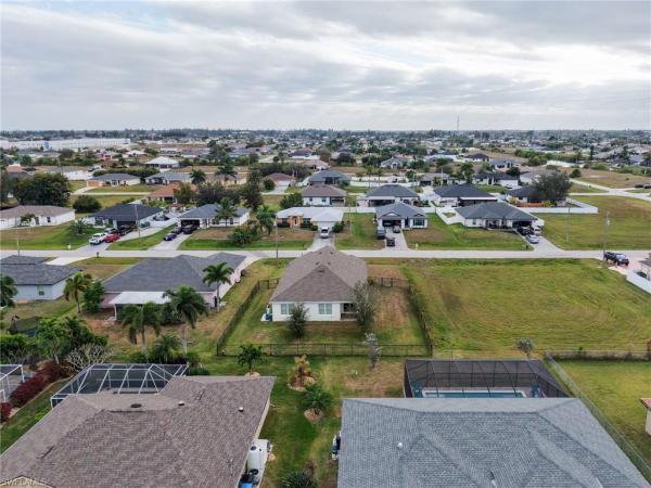 Cape Coral, 2231 NW 5th St, Cape Coral, Florida 33993, image 1