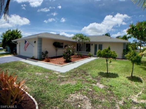 Foxmoor Pines, 1342 Torreya Cir, North Fort Myers, Florida 33917, image 1