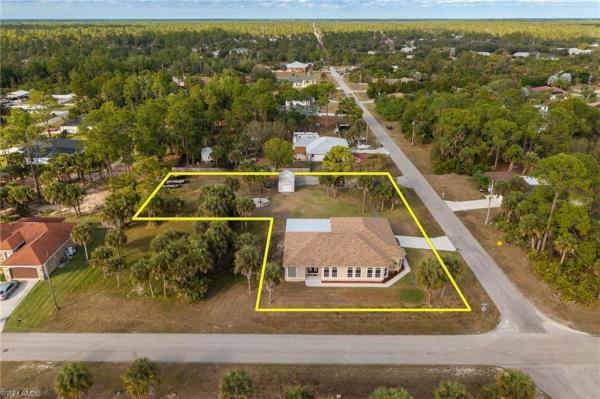 Lehigh Acres, 703 Plumosa Ave, Lehigh Acres, Florida 33972, image 3
