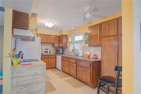 Cape Coral Residential, 857 SE 41st St, Cape Coral, Florida 33904, image 3