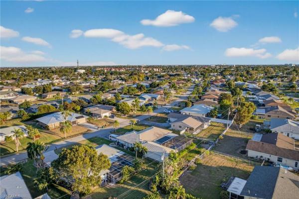 Cape Coral Residential, 3756 SE 2nd Ave, Cape Coral, Florida 33904, image 2