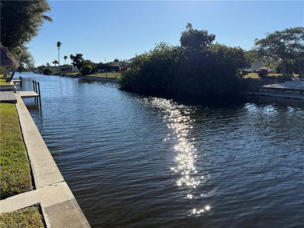 Cape Coral Residential, 628 35th St, Cape Coral, Florida 33914, image 1