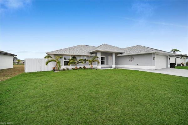 Cape Coral Residential, 613 SW 13th Ter, Cape Coral, Florida 33991, image 2