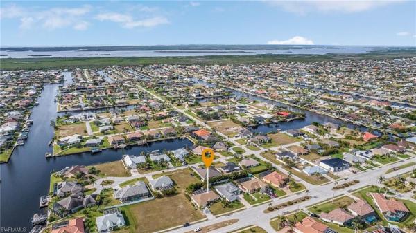 Cape Coral Residential, 4002 Oasis Blvd, Cape Coral, Florida 33914, image 2