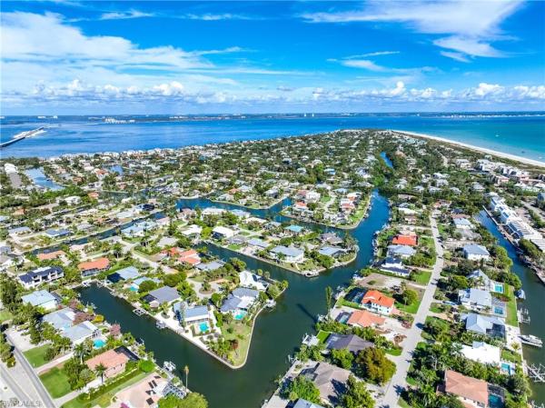 Shell Harbor, 1019 Lindgren Blvd, Sanibel, Florida 33957, image 3