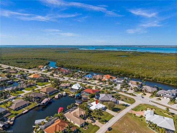 Cape Coral Residential, 2926 38th Ter, Cape Coral, Florida 33914, image 3