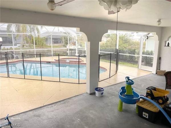 Cape Coral, 215 1st Pl, Cape Coral, Florida 33990, image 3