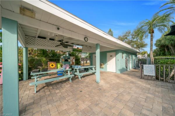 Gladiolus Gardens, 8071 Country Rd #206, Fort Myers, Florida 33919, image 1