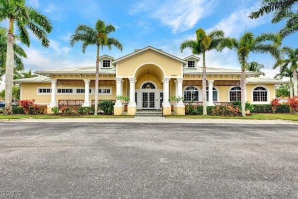 Moody River Estates, 13255 Silver Thorn Loop #906, North Fort Myers, Florida 33903, image 1