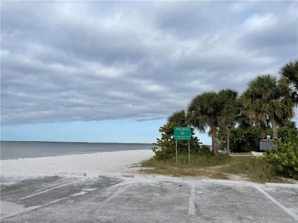 1318 San Mateo Dr, Punta Gorda, Florida 33950, image 1