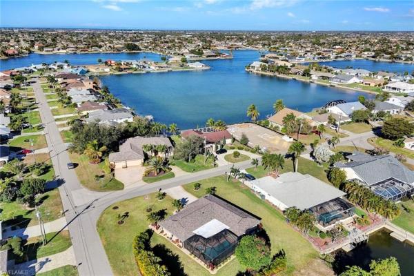 Cape Coral Residential, 215 SE 12th Ave, Cape Coral, Florida 33990, image 3